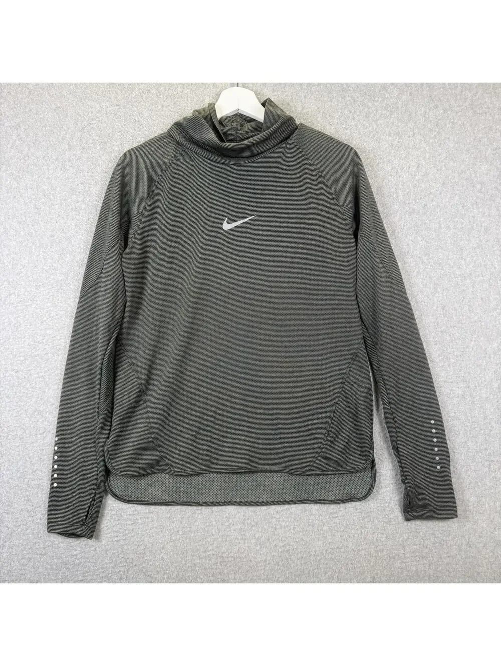 Nike AeroReact Running Shirt L Women Black L/S Cowl Pullover Reflective Striped